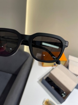 Очки Louis Vuitton Артикул BMS-147505. Вид 5