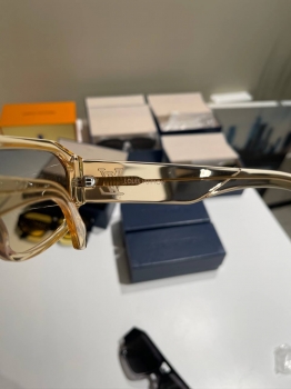 Очки Louis Vuitton Артикул BMS-147504. Вид 3