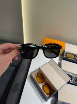 Очки Louis Vuitton Артикул BMS-147499. Вид 1