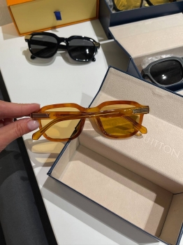 Очки Louis Vuitton Артикул BMS-147498. Вид 3