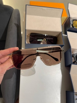 Очки Louis Vuitton Артикул BMS-147497. Вид 1