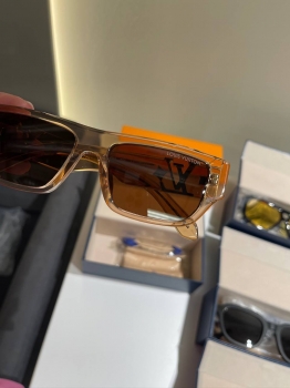 Очки Louis Vuitton Артикул BMS-147494. Вид 2