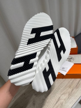Кроссовки Hermes Артикул BMS-147629. Вид 2