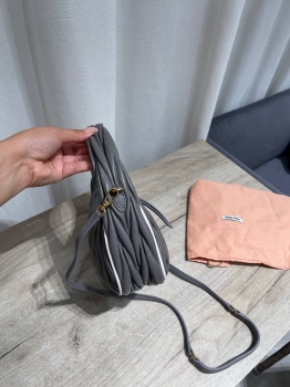 Сумка женская 23 cm Miu Miu Артикул BMS-147647. Вид 3