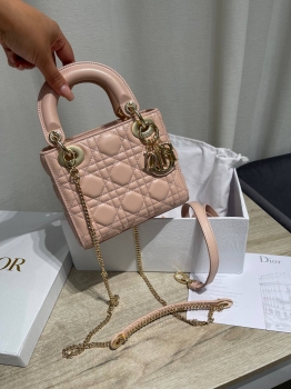 Сумка женская Christian Dior Артикул BMS-147713. Вид 1