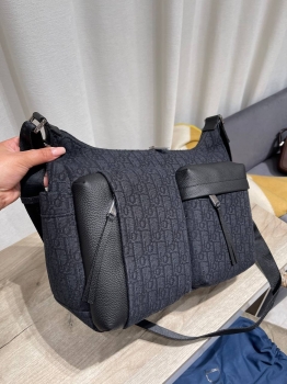 Сумка мужская Christian Dior Артикул BMS-147717. Вид 3