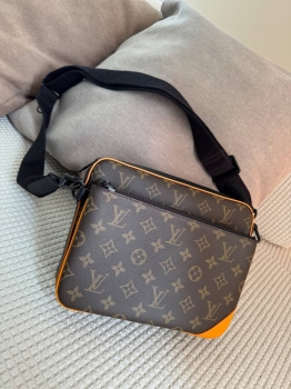 Сумка мужская Louis Vuitton Артикул BMS-147721. Вид 1