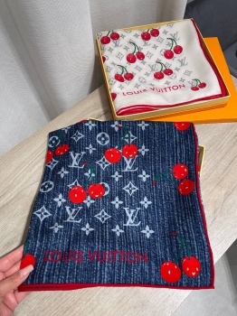 Платок Louis Vuitton Артикул BMS-147748. Вид 1