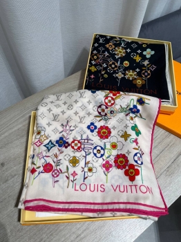 Платок Louis Vuitton Артикул BMS-147746. Вид 1