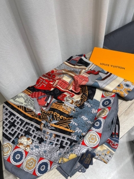 Платок  Louis Vuitton Артикул BMS-147816. Вид 3