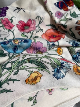 Платок Gucci Артикул BMS-147822. Вид 4