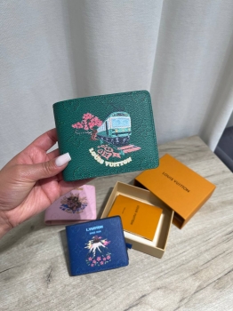 Кошелёк  Louis Vuitton Артикул BMS-148003. Вид 1