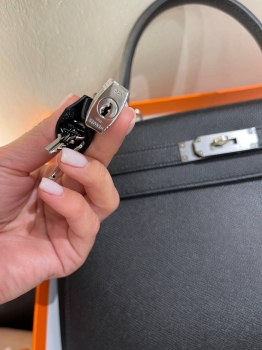 Сумка женская  Kelly, 28, PHW Epsom leather  Hermes Артикул BMS-148089. Вид 2