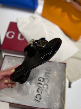 Шлепанцы Gucci Артикул BMS-148218. Вид 2