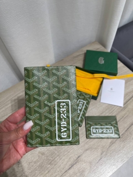 Обложка на паспорт Goyard Артикул BMS-148232. Вид 1