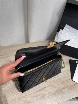 Сумка женская Chanel Артикул BMS-148262. Вид 3