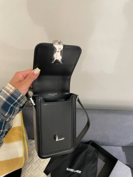 Сумка женская Yves Saint Laurent Артикул BMS-148418. Вид 5