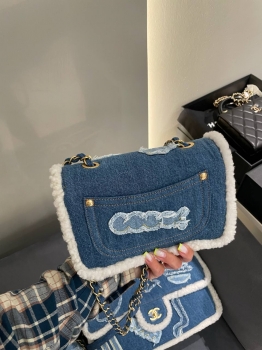 Сумка-конверт 20 см Chanel Артикул BMS-148465. Вид 3