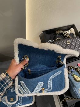 Сумка-конверт 26 см Chanel Артикул BMS-148464. Вид 3