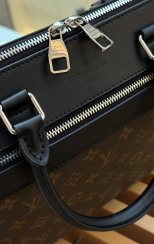 Портфель Louis Vuitton Артикул BMS-148486. Вид 2