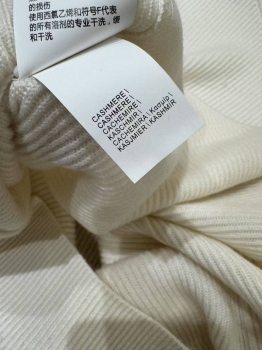 Свитер Brunello Cucinelli Артикул BMS-148598. Вид 4