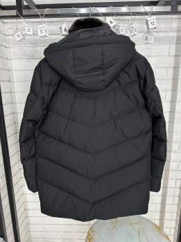  Пуховик Kiton Артикул BMS-148650. Вид 3
