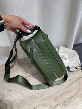Сумка-слинг  Loewe Артикул BMS-148654. Вид 5
