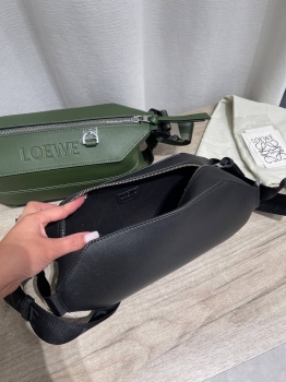Сумка-слинг  Loewe Артикул BMS-148653. Вид 7