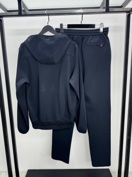 Костюм спортивный  Kiton Артикул BMS-148850. Вид 2