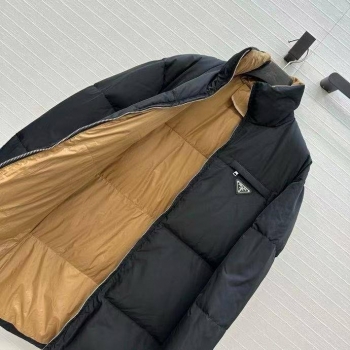 Пуховик Prada Артикул BMS-148875. Вид 2