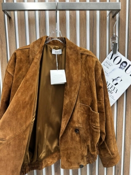 Замшевая куртка  The Row Артикул BMS-149064. Вид 2