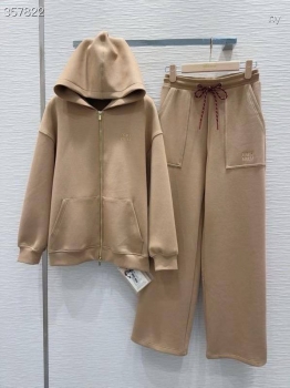 Костюм Miu Miu Артикул BMS-149070. Вид 1