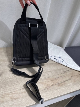 Сумка-слинг Prada Артикул BMS-149120. Вид 4