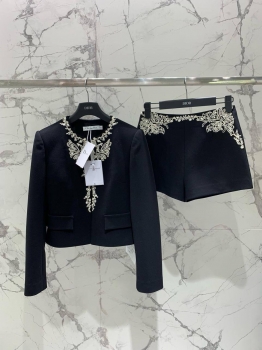 Костюм женский Christian Dior Артикул BMS-149137. Вид 1
