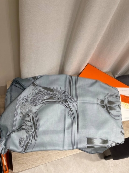 Платок  Hermes Артикул BMS-149335. Вид 2