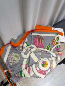 Платок  Hermes Артикул BMS-149334. Вид 1
