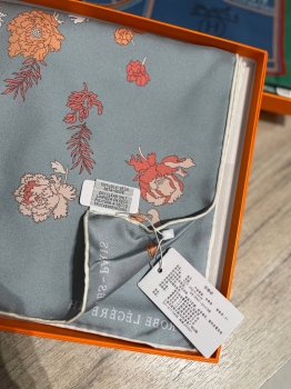 Платок Carre  Hermes Артикул BMS-149341. Вид 2