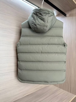 Жилет Brunello Cucinelli Артикул BMS-149345. Вид 4