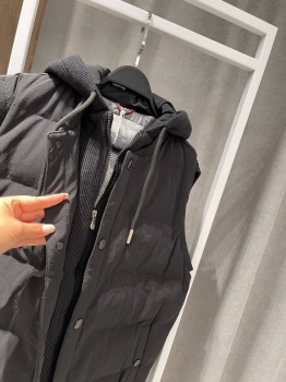 Жилет  Brunello Cucinelli Артикул BMS-149463. Вид 2