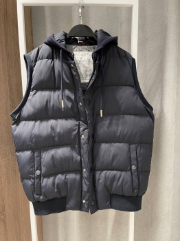 Жилет  Brunello Cucinelli Артикул BMS-149460. Вид 1