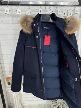 Пуховик  Kiton Артикул BMS-149496. Вид 2