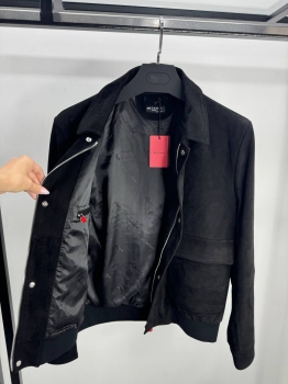 Замшевая куртка Kiton Артикул BMS-149501. Вид 3