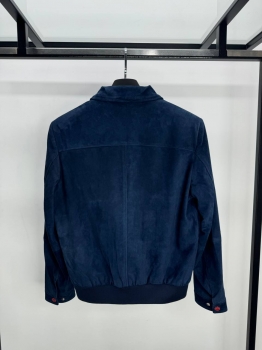Замшевая куртка Kiton Артикул BMS-149500. Вид 3