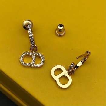 Серьги  Christian Dior Артикул BMS-149673. Вид 2