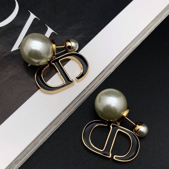 Серьги  Christian Dior Артикул BMS-149674. Вид 1