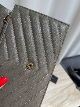Сумка женская Yves Saint Laurent Артикул BMS-149682. Вид 3