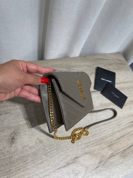 Сумка женская Yves Saint Laurent Артикул BMS-149682. Вид 4