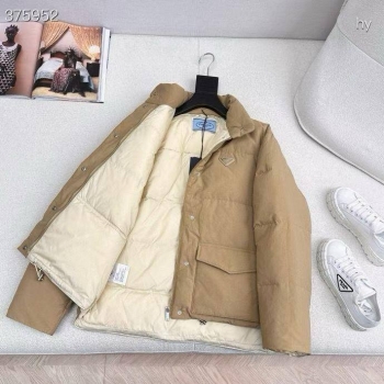 Пуховик Prada Артикул BMS-149688. Вид 2