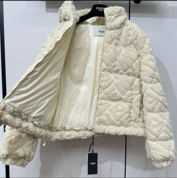 Пуховик Fendi Артикул BMS-149715. Вид 2