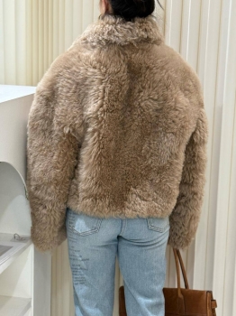 Шуба  Fendi Артикул BMS-149870. Вид 3